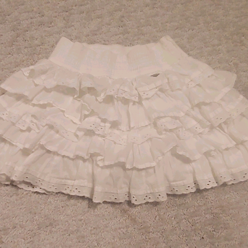 Abercrombie skirt girls size 6 (white ruffles)